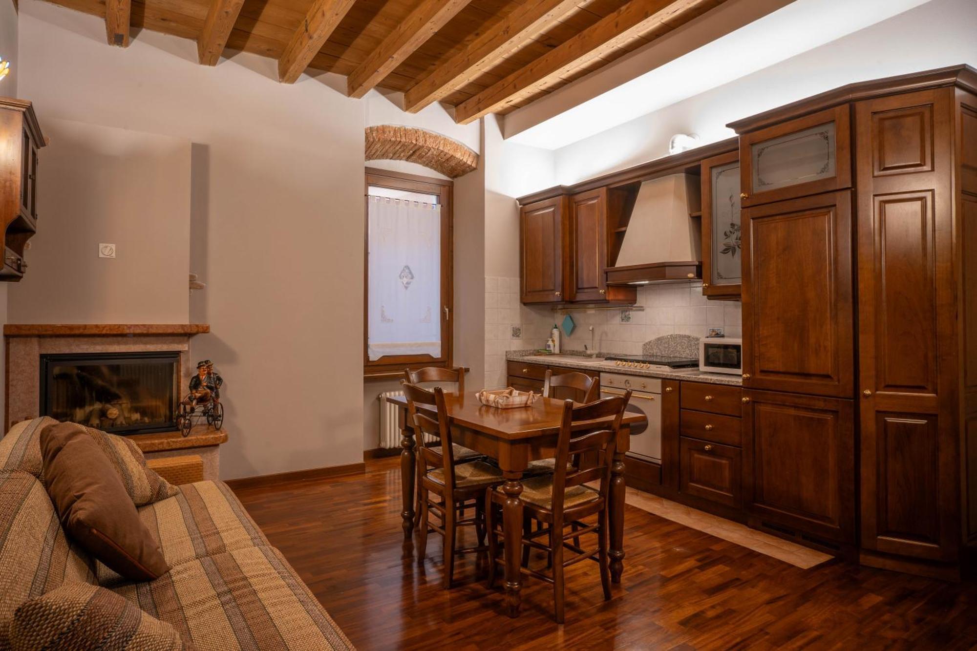 Napule...E Apartments Peschiera del Garda Zewnętrze zdjęcie